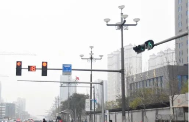 ��·��ͨ�źŸ�